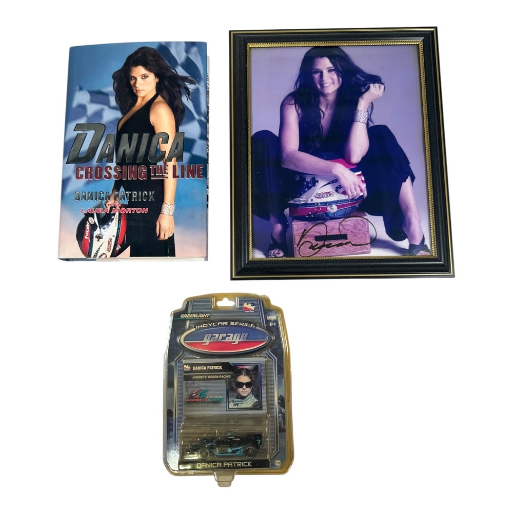 Danica Patrick Signed Framed Photo Book‎ Greenlight IndyCar Series Diecast